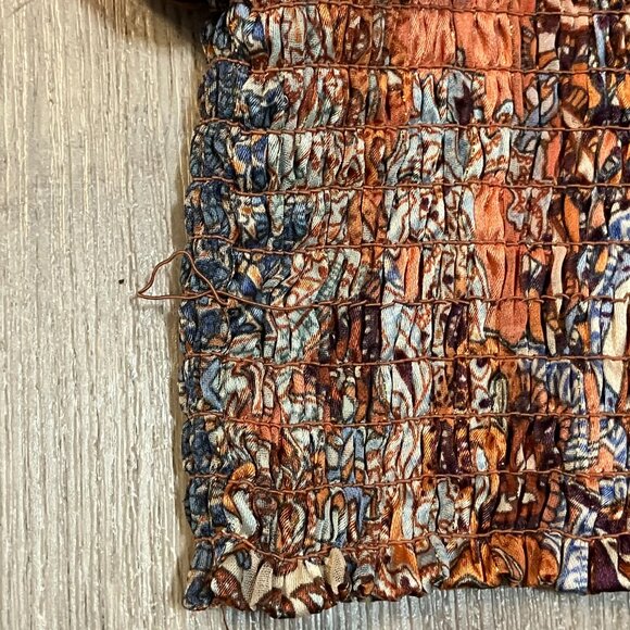 Joie Floral Print Smocked Waist Blouse Short Sleeve Size Small - Picture 2 of 6